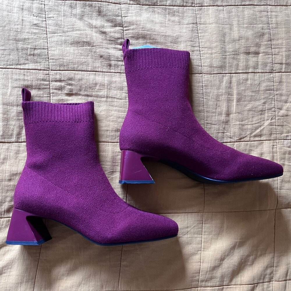 Last Call! Vivaia Water Repellent Knit Bootie Sz 41.5 (10-10.5 US)